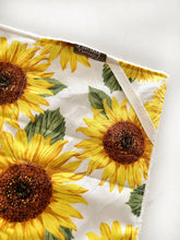 Load image into Gallery viewer, Sunflower Dish Drying Mat