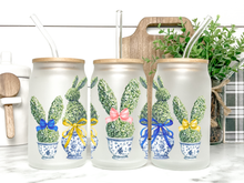 Load image into Gallery viewer, Garden Topiary Bunny Glass Tumbler