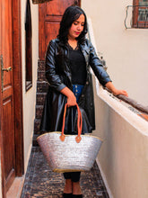 Load image into Gallery viewer, Silver Sequins Palm Leaf Tote/Handbag