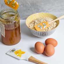 Load image into Gallery viewer, Bee and Flower Spatula