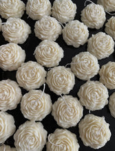 Load image into Gallery viewer, Peony Candle