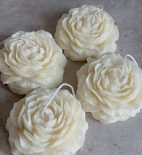 Load image into Gallery viewer, Peony Candle