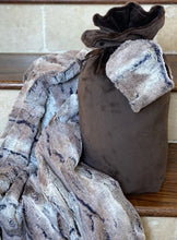 Load image into Gallery viewer, Travel Blanket Set