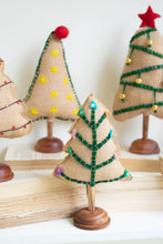 Load image into Gallery viewer, Mini Felt Christmas Tree On Stand
