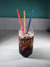 Load image into Gallery viewer, Color Changing Red Hearts Straw