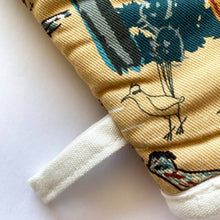 Load image into Gallery viewer, SW Roadrunner & Saguaros Oven Mitt - Gold