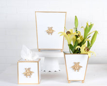 Load image into Gallery viewer, Regency Bee Tissue Box Cover