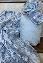 Load image into Gallery viewer, Travel Blanket Set