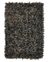 Load image into Gallery viewer, 2’ x 3’ Marshmallow Shag Rug