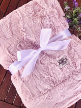 Load image into Gallery viewer, Luxurious Throw Blanket Collection