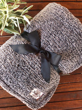 Load image into Gallery viewer, Luxurious Throw Blanket Collection