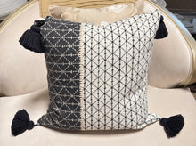 Load image into Gallery viewer, Bakari Black Ivory Pillow
