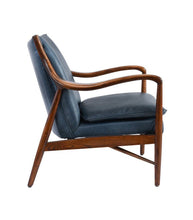 Load image into Gallery viewer, Kiannah Blue Club Chair
