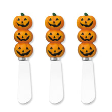 Load image into Gallery viewer, Jack O'Lantern Cheese Spreader

