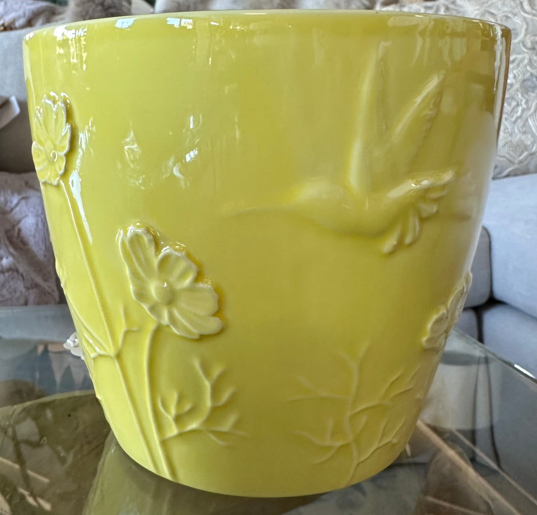 Yellow Hummingbird/Vase Planter