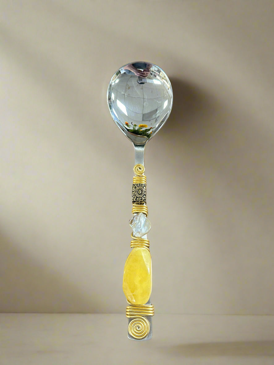 Lemon Bubbles: Mother-of-Pearl Serving Collection