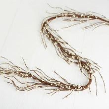 Load image into Gallery viewer, Pip Berry Garland Collection
