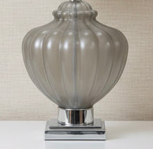Load image into Gallery viewer, Gray Onion Lamp
