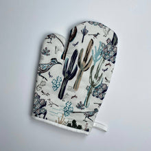 Load image into Gallery viewer, Southwest Roadrunner &amp; Saguaros Oven Mitt-Cool Blue
