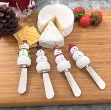 Load image into Gallery viewer, Snowmen Cheese Spreader Set
