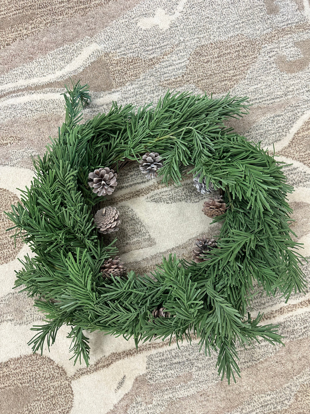 Christmas Wreath w/ Pinecones