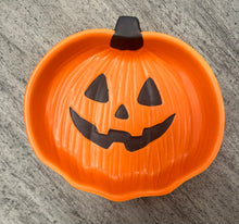 Load image into Gallery viewer, Small Ceramic Pumpkin Plate
