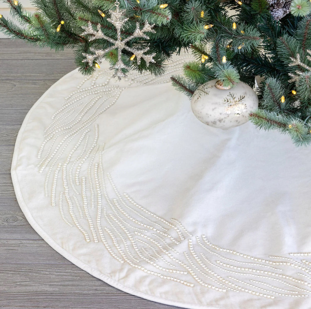 White Velvet and Pearl Garland Tree Skirt