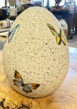 Load image into Gallery viewer, Ceramic Butterfly Egg
