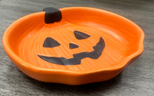 Load image into Gallery viewer, Small Ceramic Pumpkin Plate
