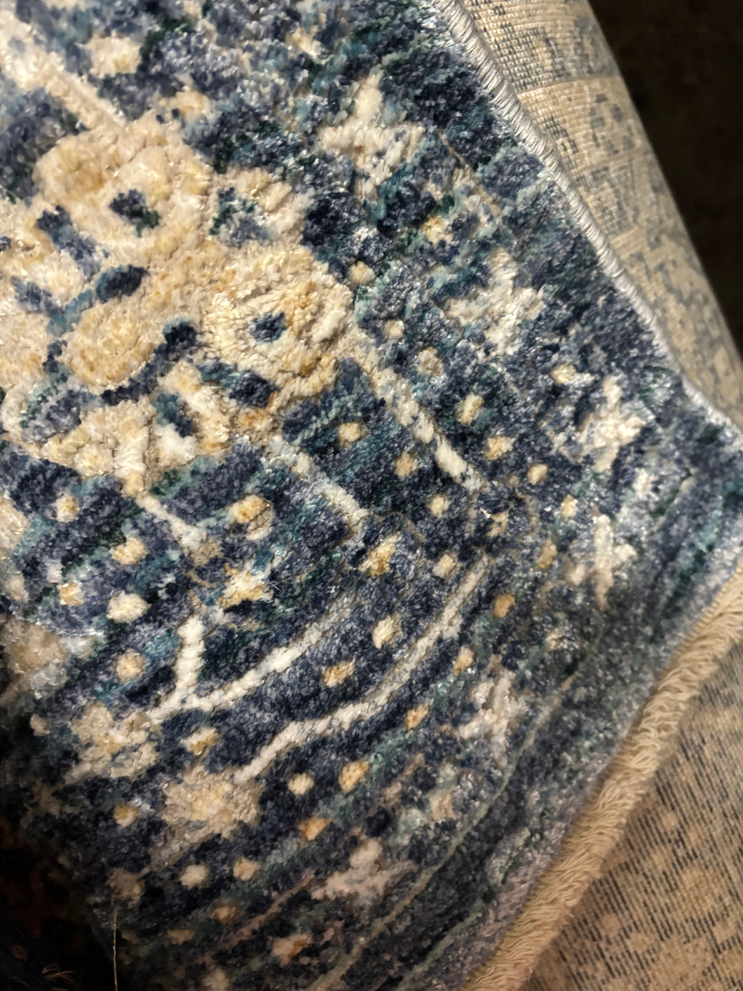 Lustrous Weave Loomed Rug