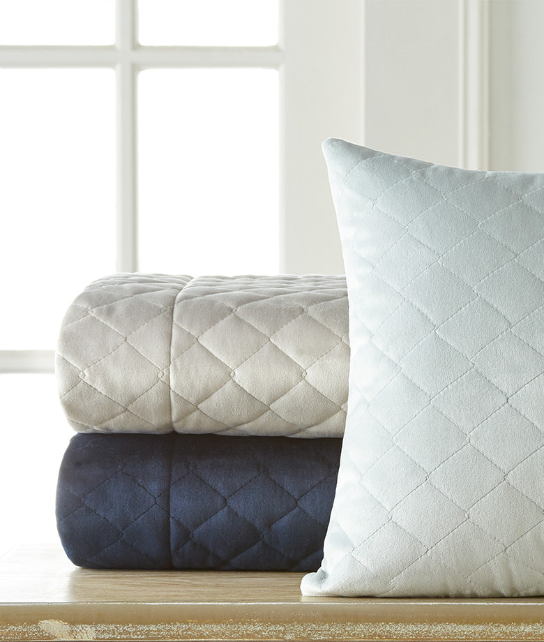 King Legacy Velvet Quilted Bedding Collection