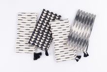 Load image into Gallery viewer, Lana Cotton Napkins (Set 4)
