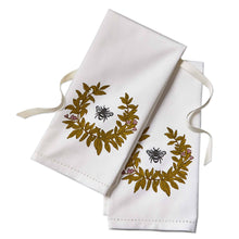 Load image into Gallery viewer, Lavender &amp; Honey Bee Guest Towel- S/2
