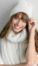Load image into Gallery viewer, Chalet Ribbed Winter White Scarf
