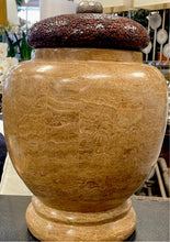 Load image into Gallery viewer, Large Arizona Style Pot
