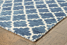 Load image into Gallery viewer, Maddox Wool Blue Rug
