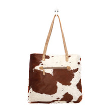 Load image into Gallery viewer, CARAMEL FRONT POCKET HAIRON TOTE BAG (6218642751686)
