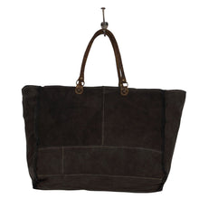 Load image into Gallery viewer, JAZZED UP WEEKENDER BAG (6218480189638)
