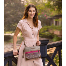 Load image into Gallery viewer, Laced small &amp; cross-body bag (6218281418950)
